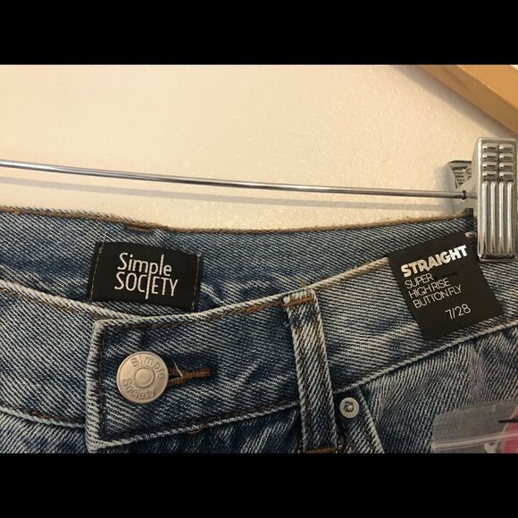 NWT SIMPLE SOCIETY Super High Rise Straight Buttonfly Jeans Size 7/28 - Picture 5 of 15